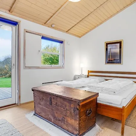 別荘 3 Bedroom Amazing Home In Knebel *