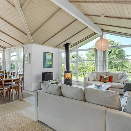 Holiday home Lykkevej Vi *